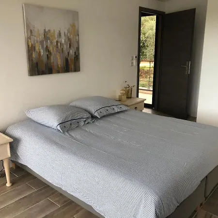 Lecci E Mare Villa *