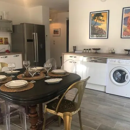 فيلة Lecci E Mare